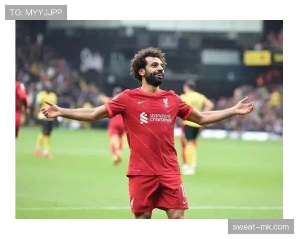 萨拉赫荣膺英格兰年度最佳球员,状态回暖尽显卓越足球才华 萨拉赫荣膺英格兰年度最佳球员,状态回暖尽显卓越足球才华