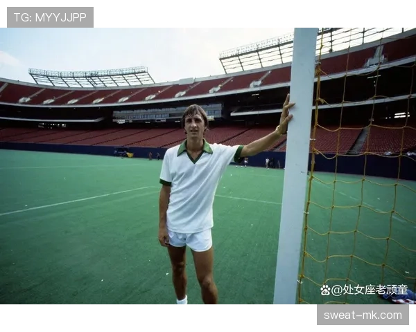 克鲁伊夫的巴萨传奇与足球哲学重塑的深远影响分析 克鲁伊夫的巴萨传奇与足球哲学重塑的深远影响分析