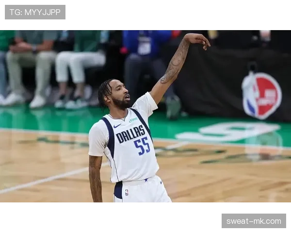 乔恩·琼斯这生活也太疯了吧，赛场外花钱像开挂似的…